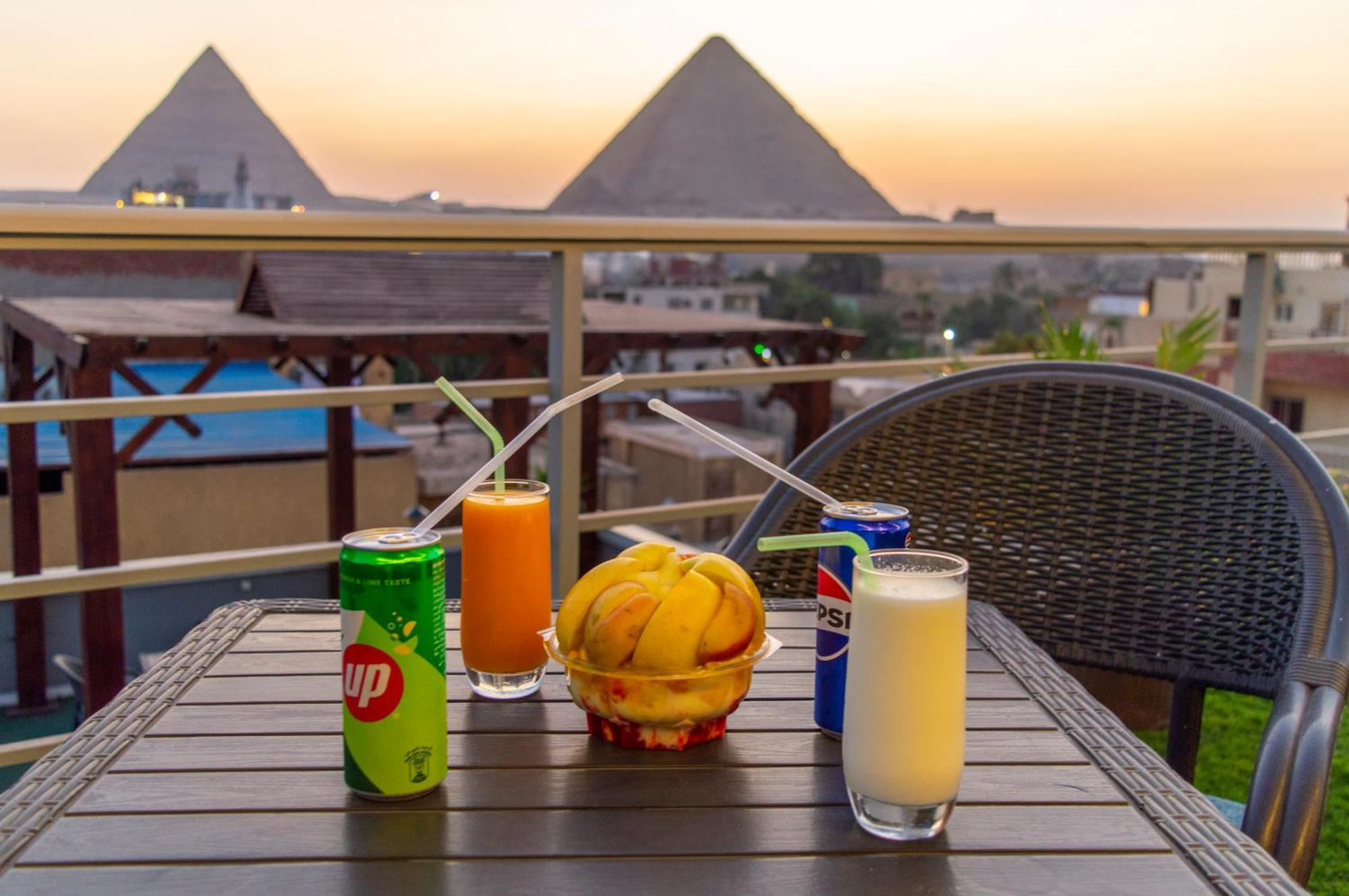 The Pyramids Gate Inn Kafret el-Gabal Dış mekan fotoğraf