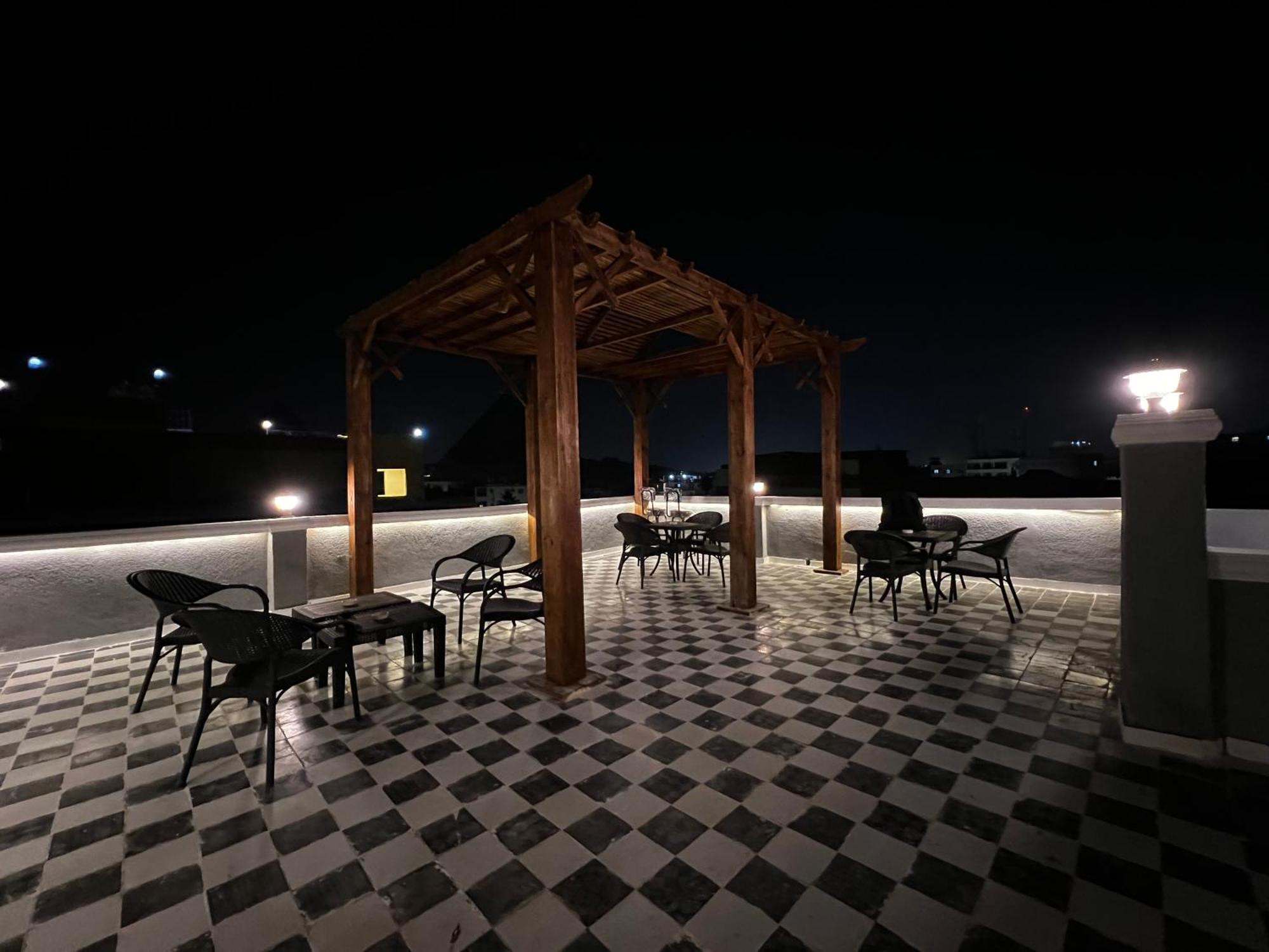 The Pyramids Gate Inn Kafret el-Gabal Dış mekan fotoğraf